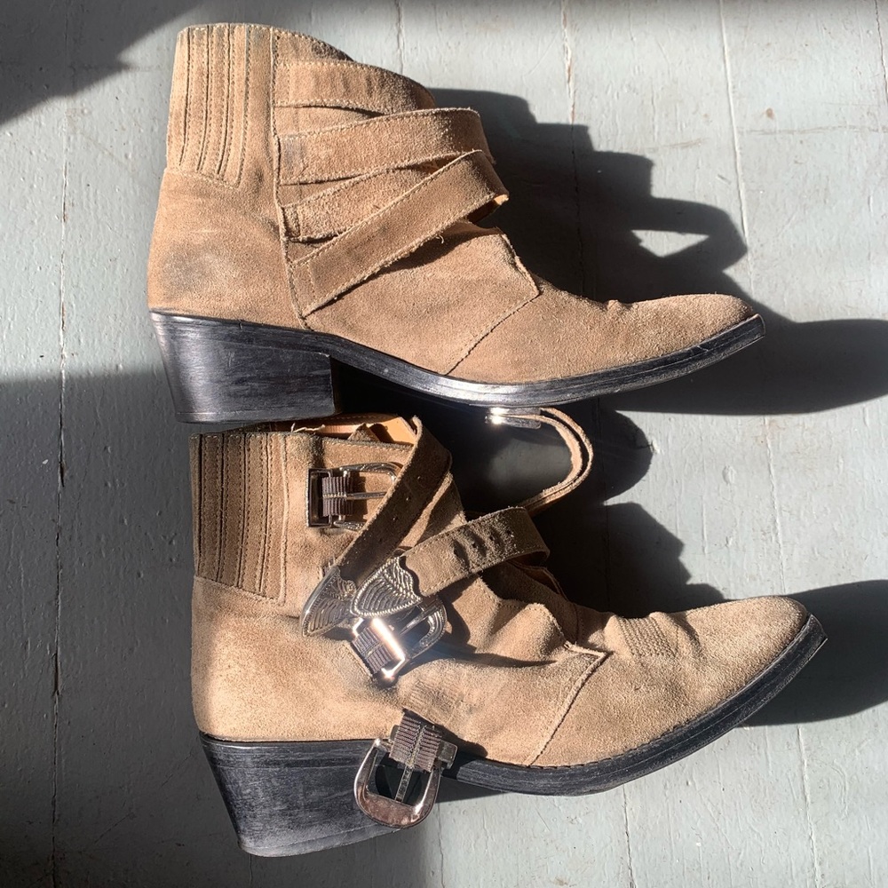 Toga Pulla boots
